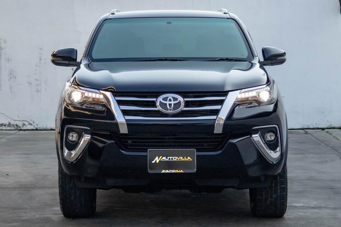 Toyota Fortuner 2.4 V 2019 *LK0578*